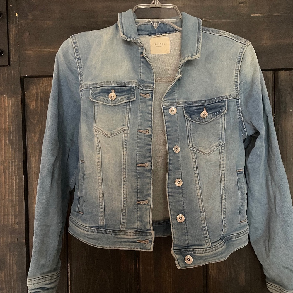 Faded Women’s Jean Jacket